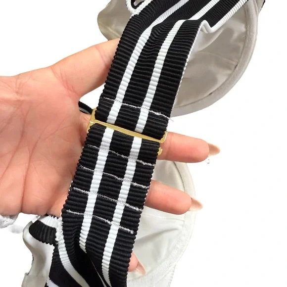 NWT Abercrombie & Fitch Black and White Curve Love Tie- Strap Striped Bikini Top - Picture 5 of 7